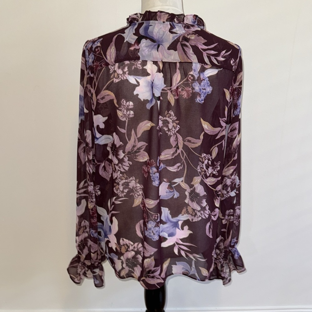 White House Black Market Long Sleeve Tie Neck Printed Blouse - Picture 5 of 10